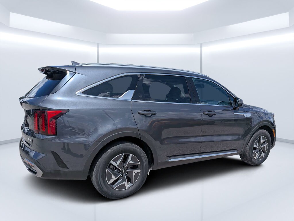 Used 2023 Kia Sorento Hybrid EX SUV