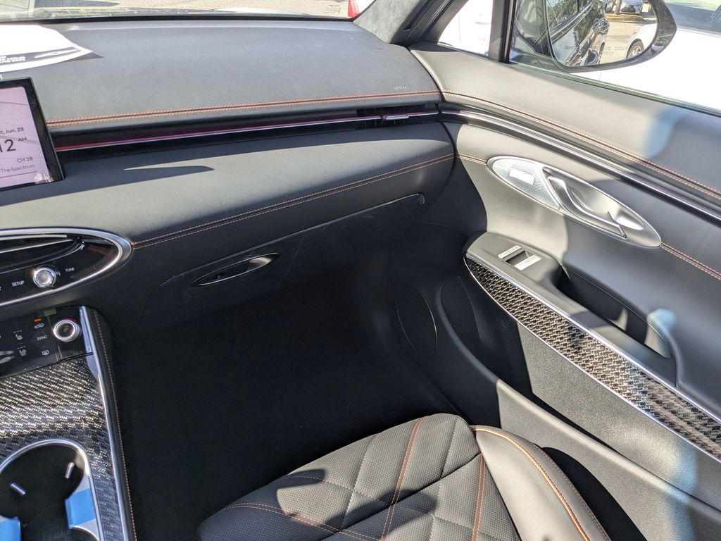 2026 GENESIS GV70 Sport Prestige - Photo 15