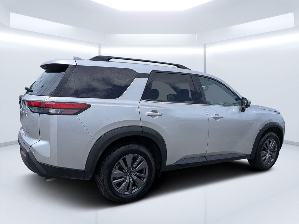 Used 2024 Nissan Pathfinder SV SUV