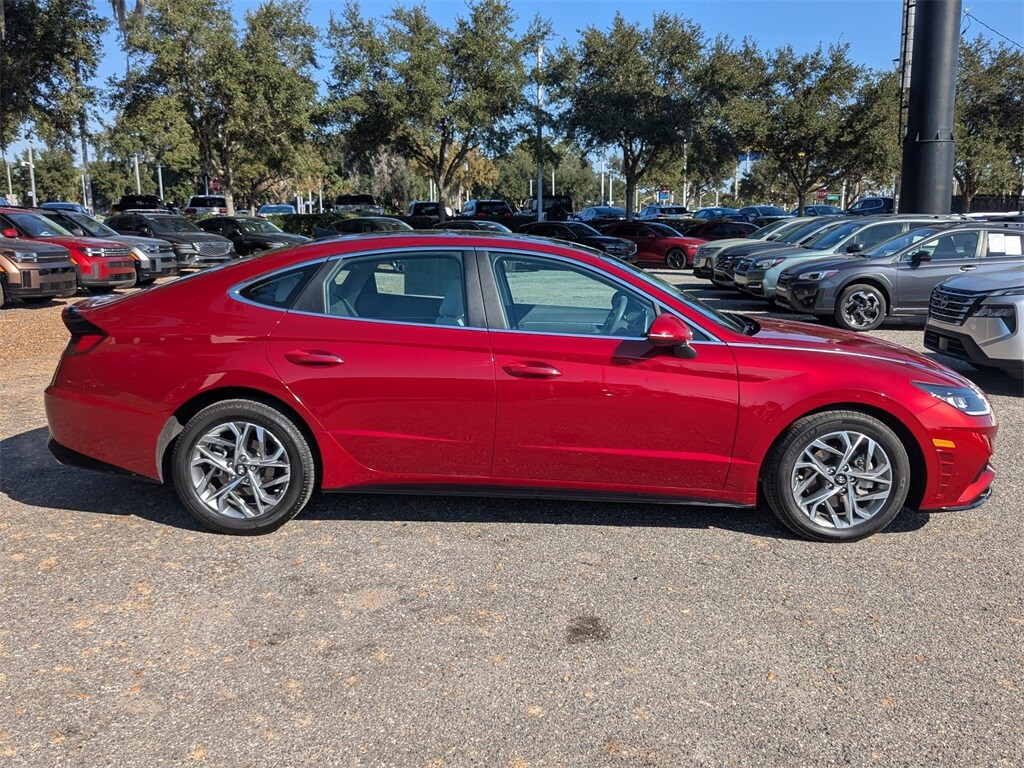 Used 2023 Hyundai Sonata SEL Sedan