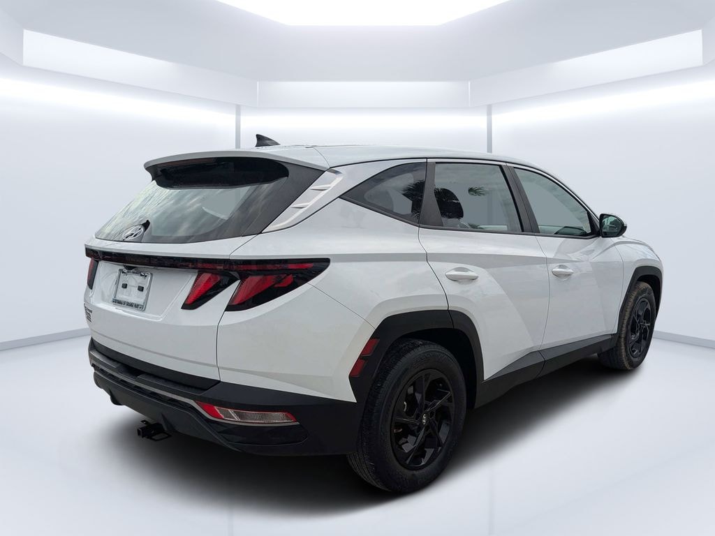 Used 2024 Hyundai Tucson SE SUV