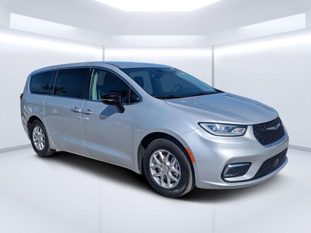 2024 Chrysler Pacifica Touring L Minivan/Van