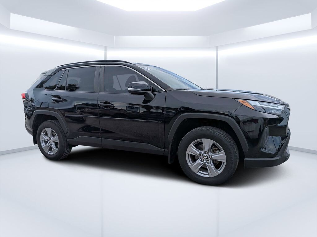 Used 2022 Toyota RAV4 XLE SUV