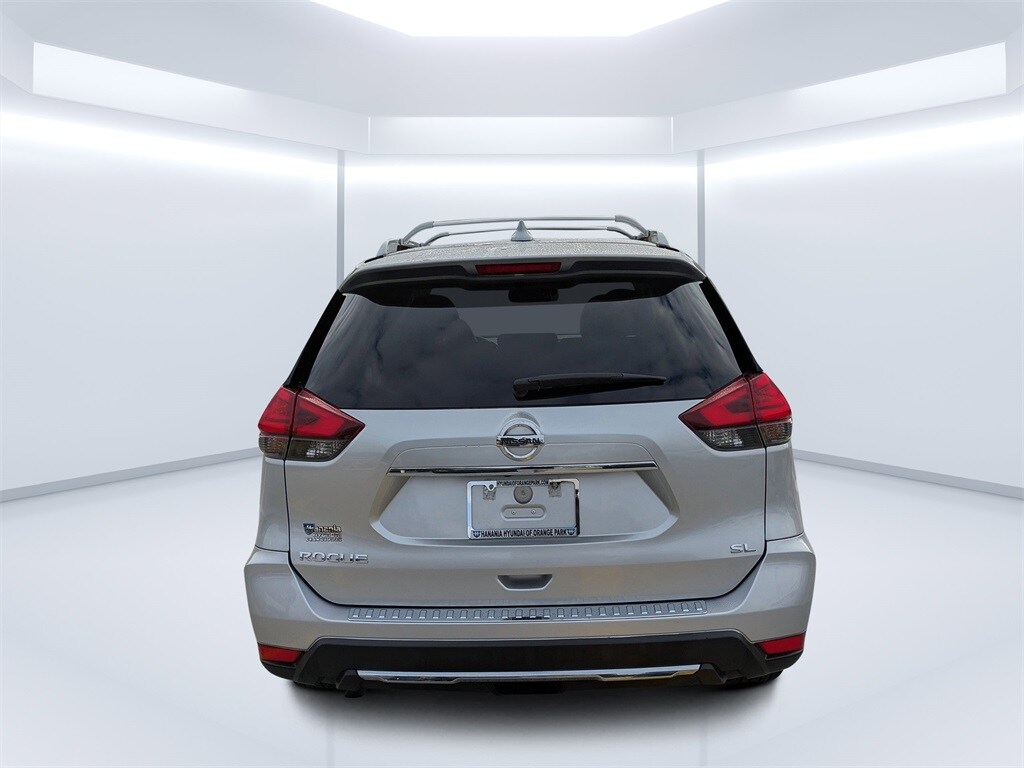 Used 2017 Nissan Rogue SL SUV