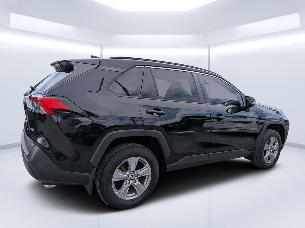 Used 2022 Toyota RAV4 XLE SUV