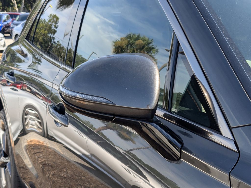 2026 GENESIS GV70 Sport Prestige - Photo 9