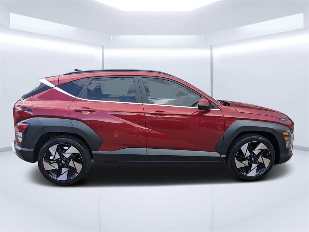 2024 Hyundai Kona Limited photo 3