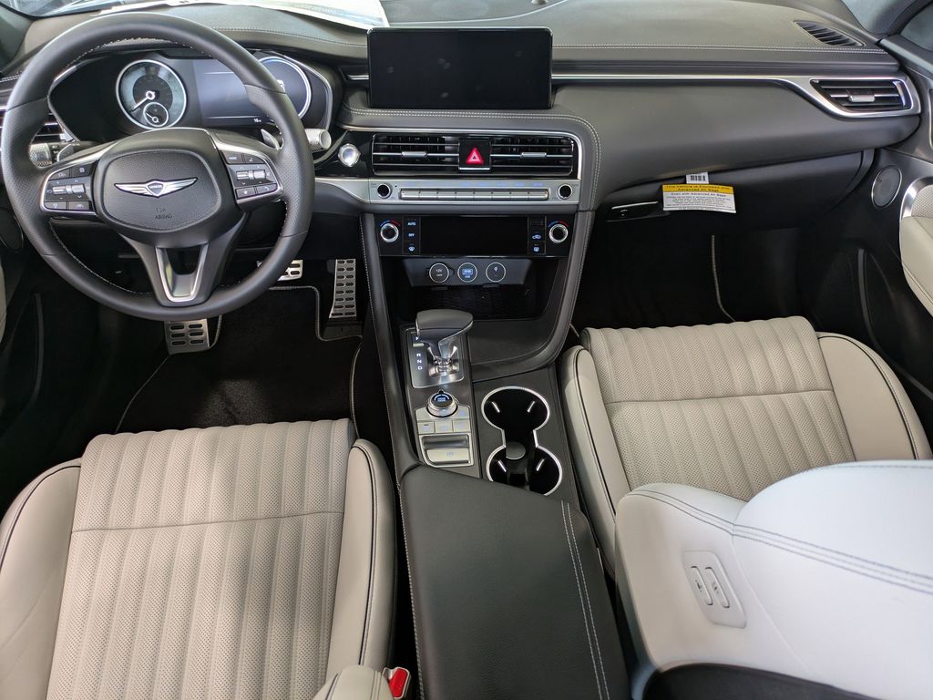 2025 GENESIS G70 Standard - Photo 12