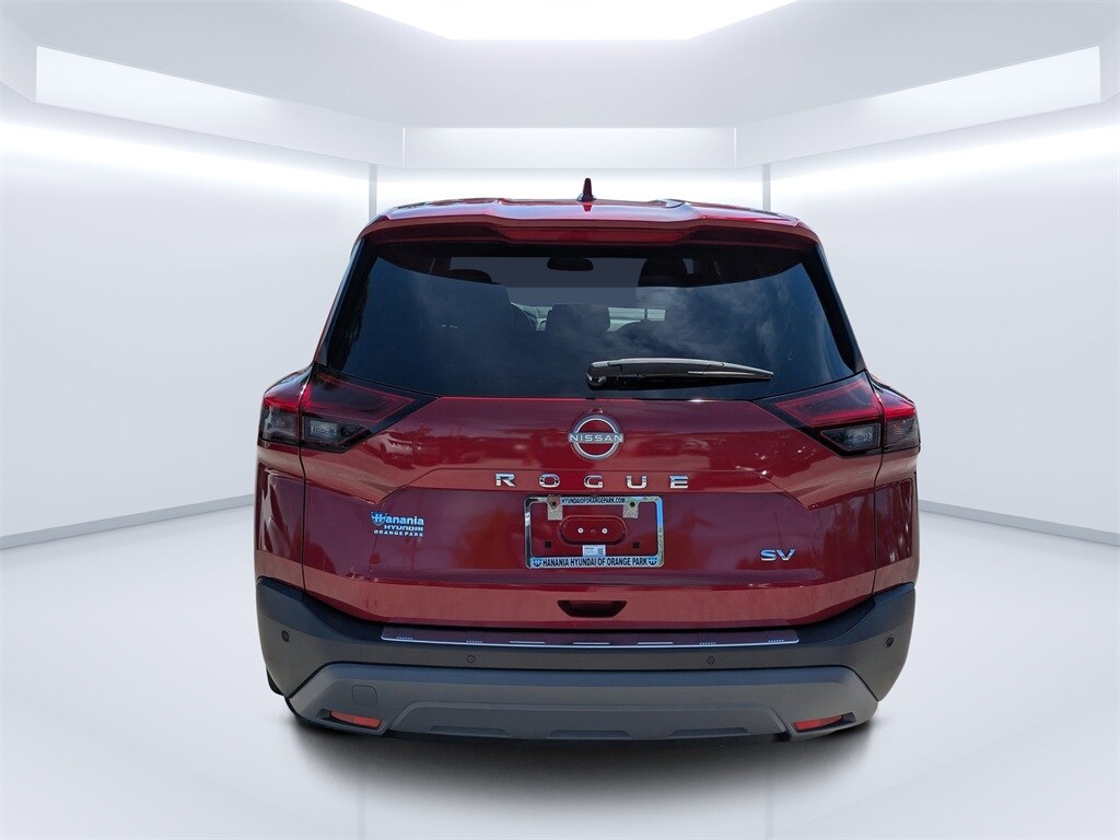 2023 Nissan Rogue SV photo 4