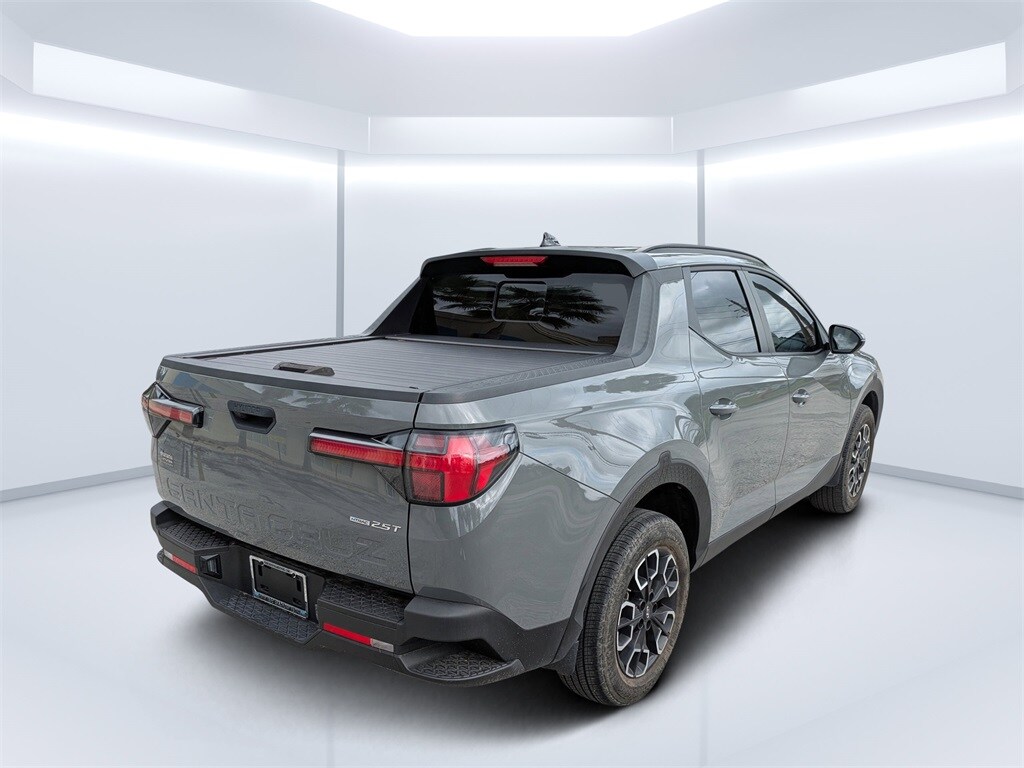 2023 Hyundai Santa Cruz SEL Premium photo 3