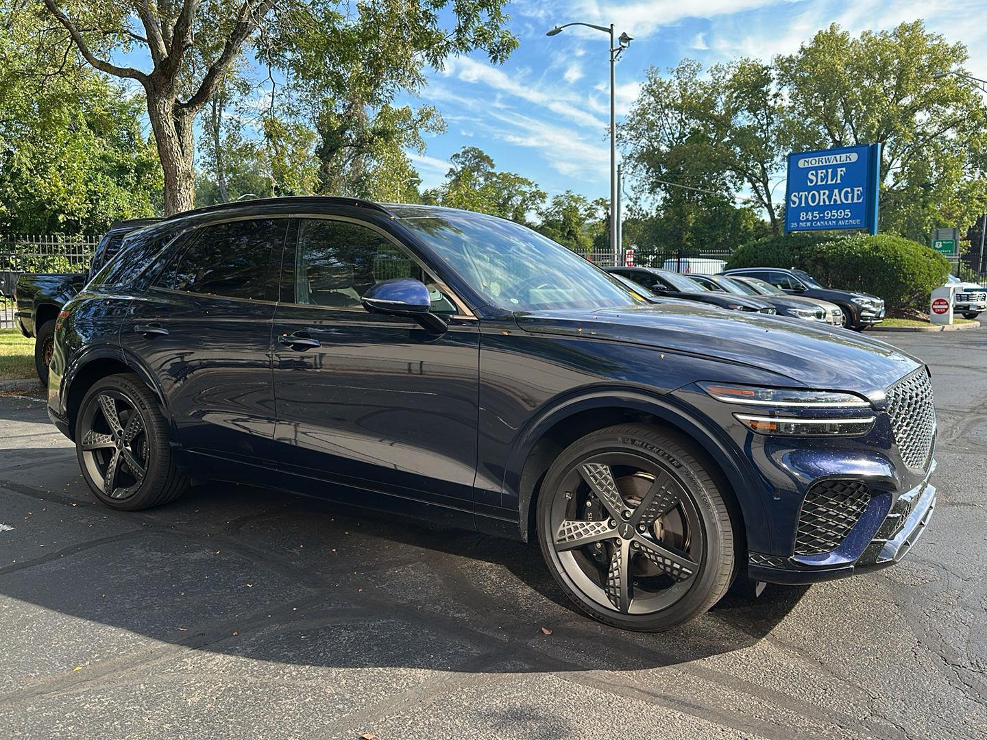 2023 Genesis GV70 2.5T photo 2