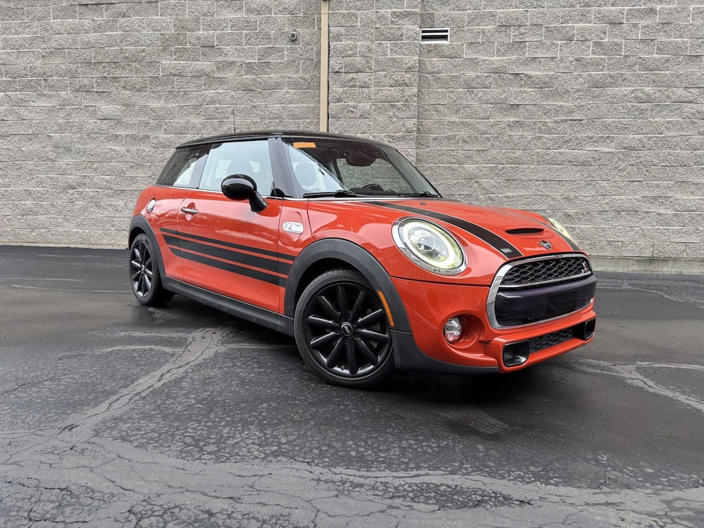 Used 2019 MINI Hardtop 2 Door Cooper S Hatchback