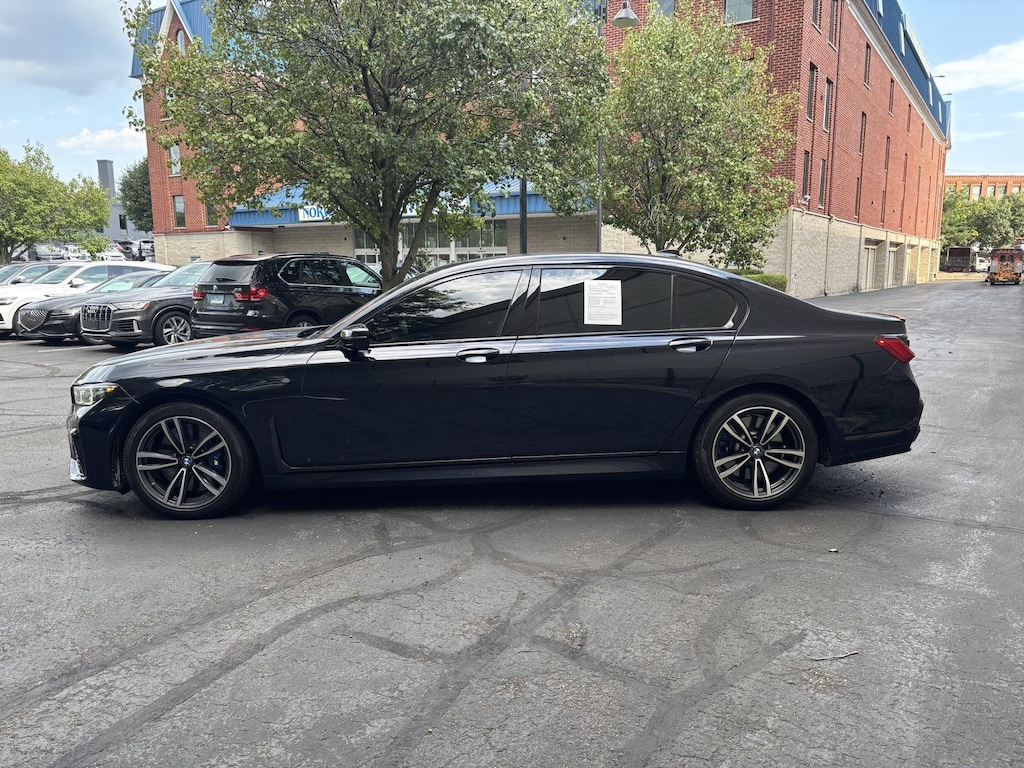 Used 2022 BMW 7 Series 750i xDrive Sedan