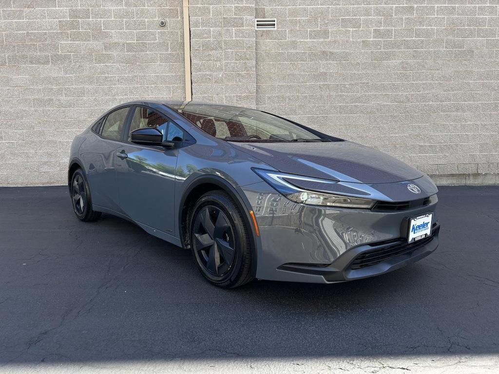 Used 2023 Toyota Prius LE Hatchback
