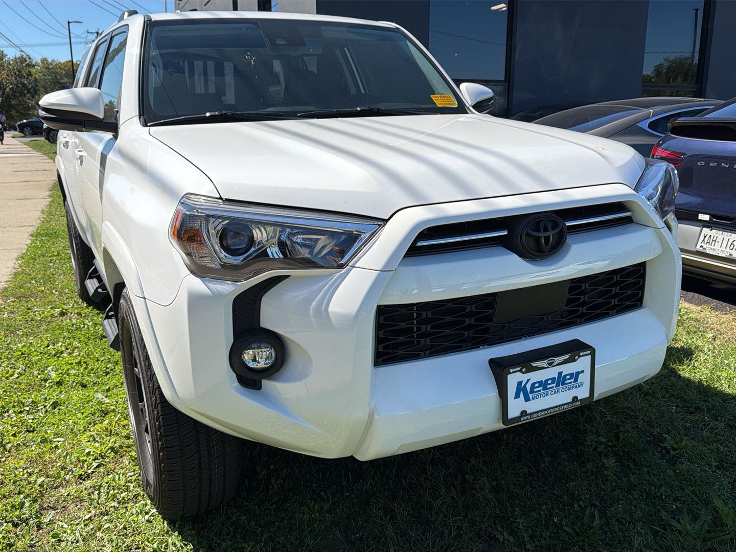 2022 Toyota 4Runner SR5 Premium photo 3
