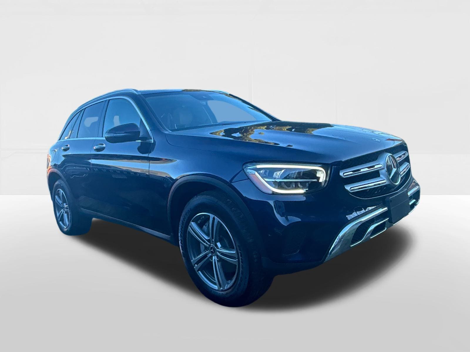 2022 Mercedes-Benz GLC GLC300's photo