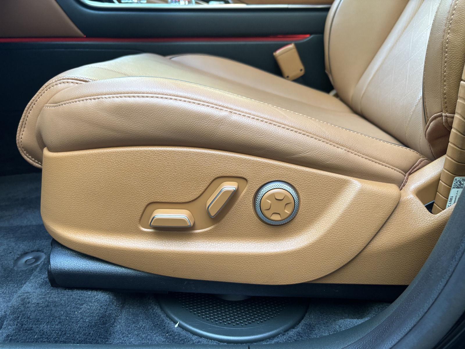 2026 GENESIS GV80 Advanced - Photo 14