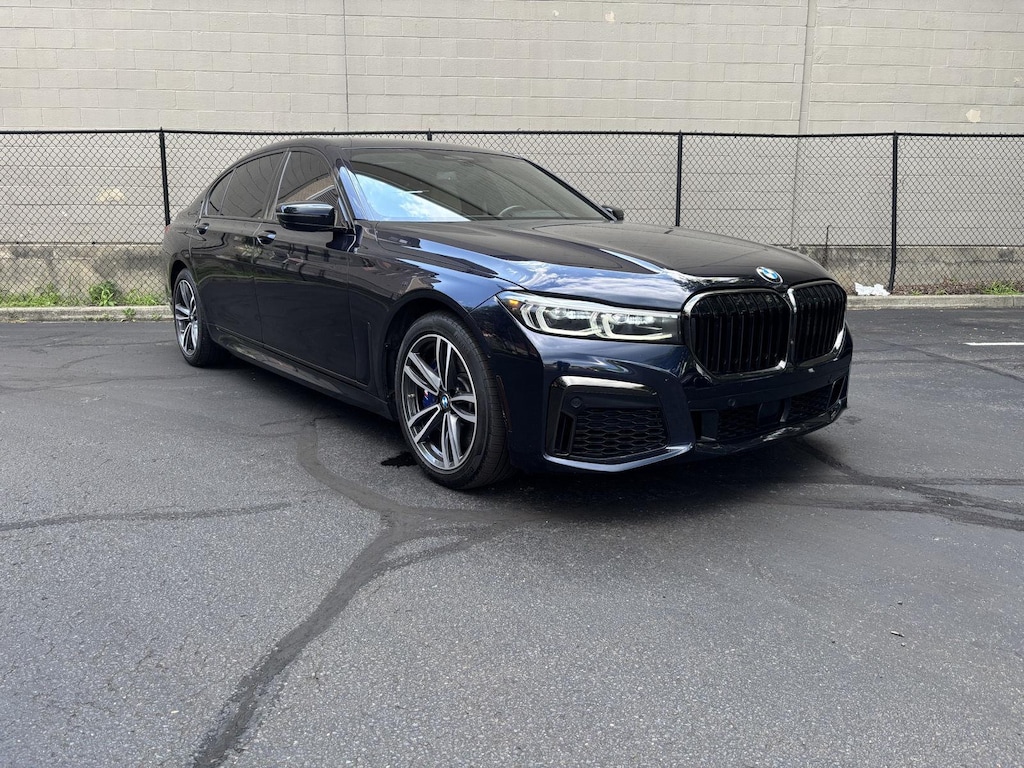 Used 2022 BMW 7 Series 750i xDrive Sedan