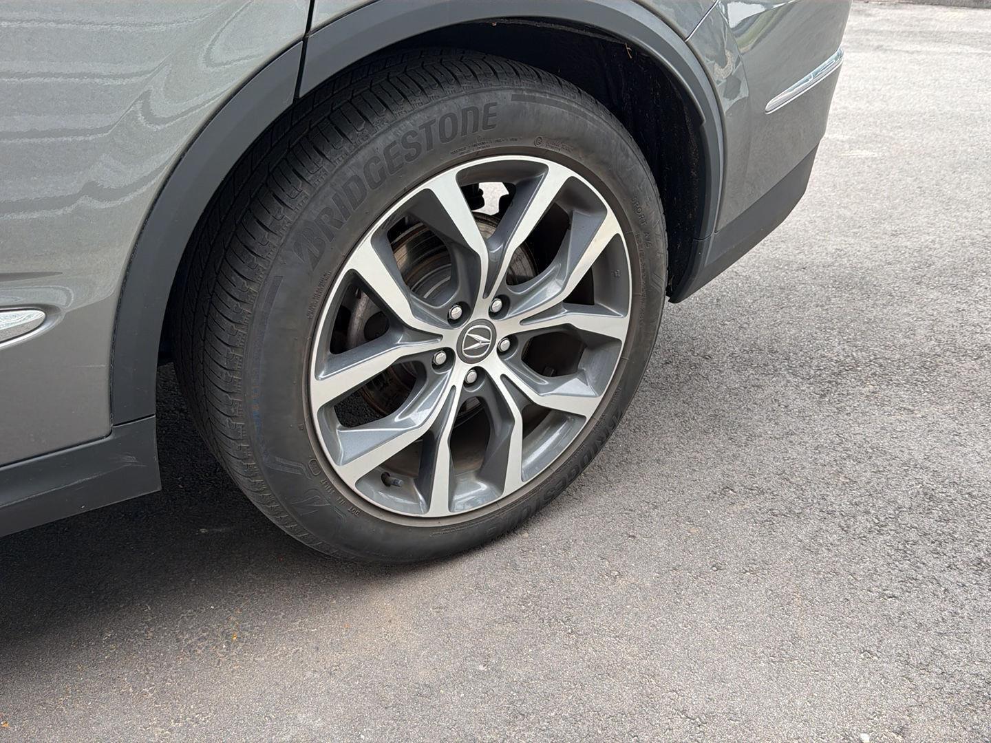 2023 Acura MDX SH-AWD Technology photo 2