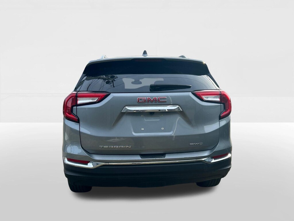 Used 2024 GMC Terrain SLT SUV