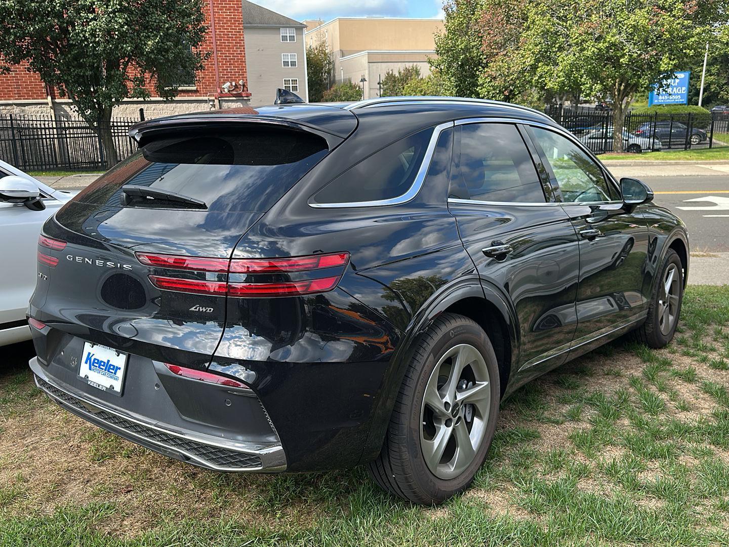 2026 Genesis GV70 2.5T Select photo 3