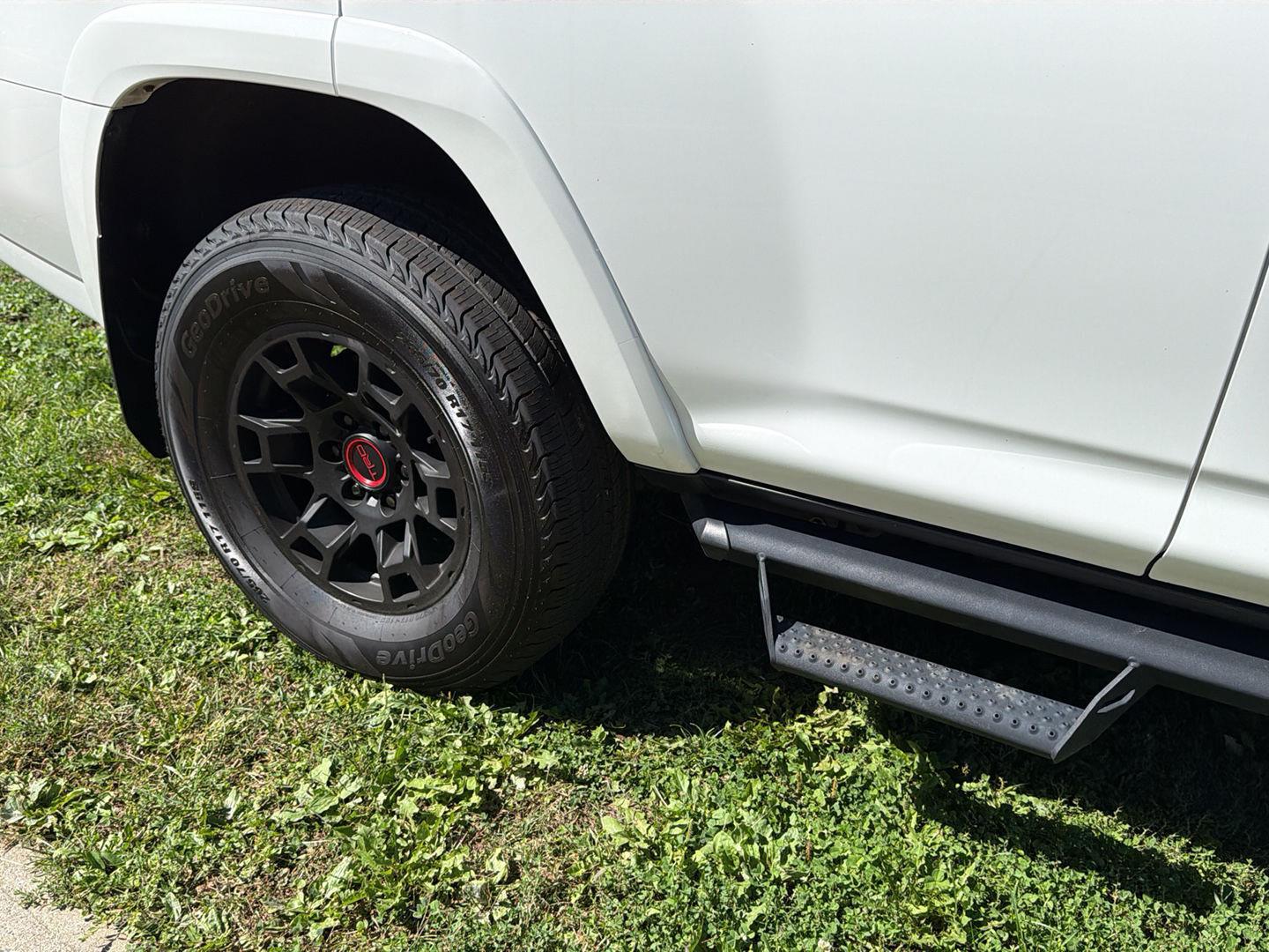 2022 Toyota 4Runner SR5 Premium photo 4