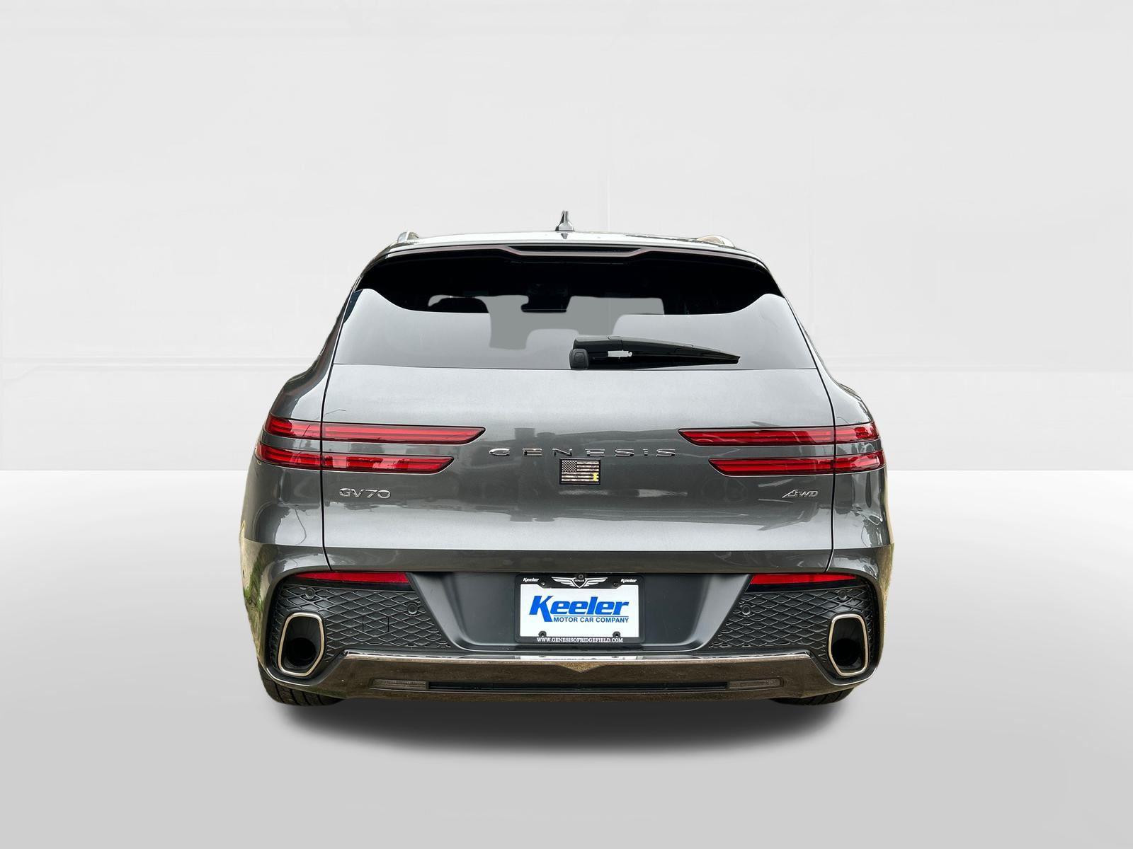 2022 Genesis GV70 2.5T photo 3
