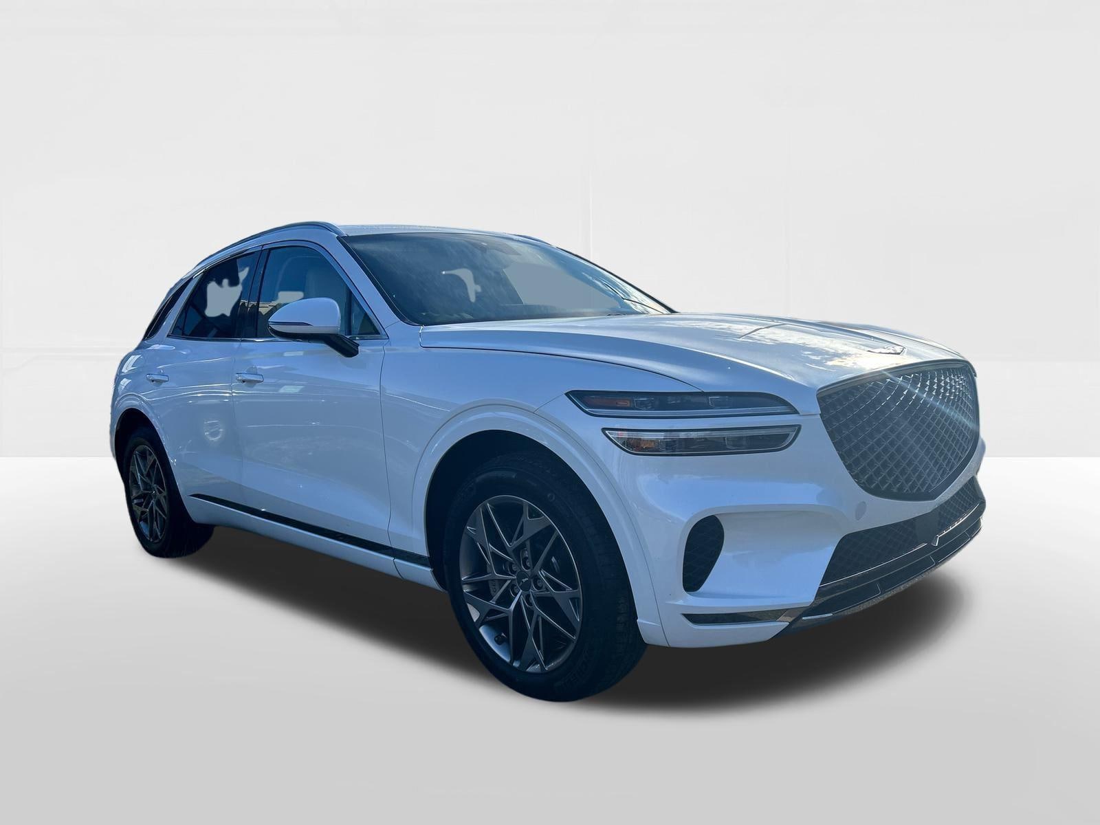 2023 GENESIS GV70 Standard's photo