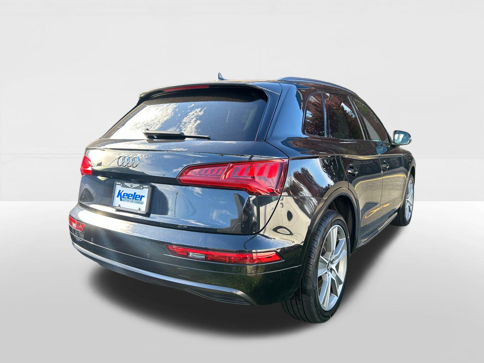 2020 Audi Q5 Premium Plus photo 2