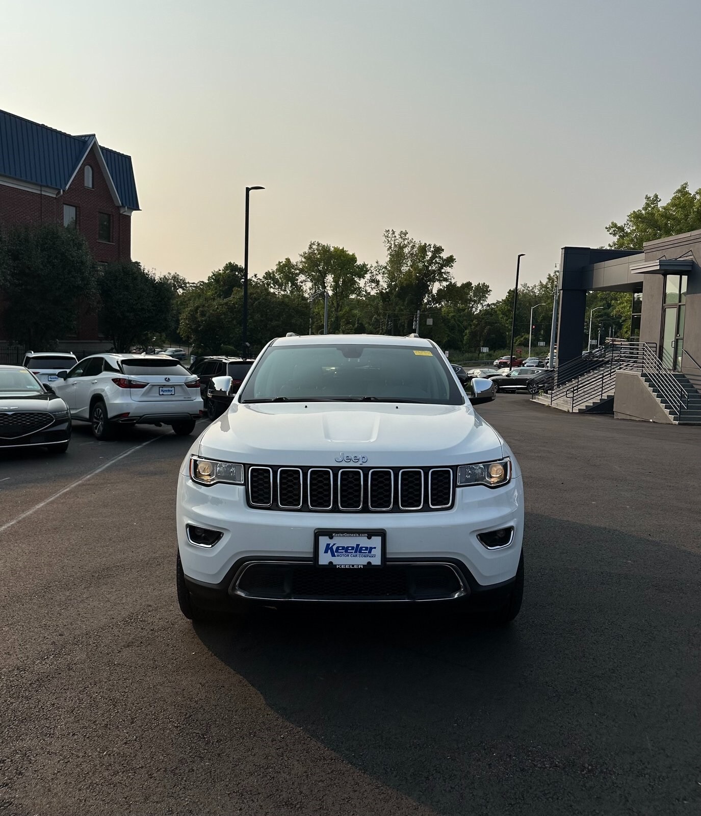 2020 Jeep Grand Cherokee Limited 24