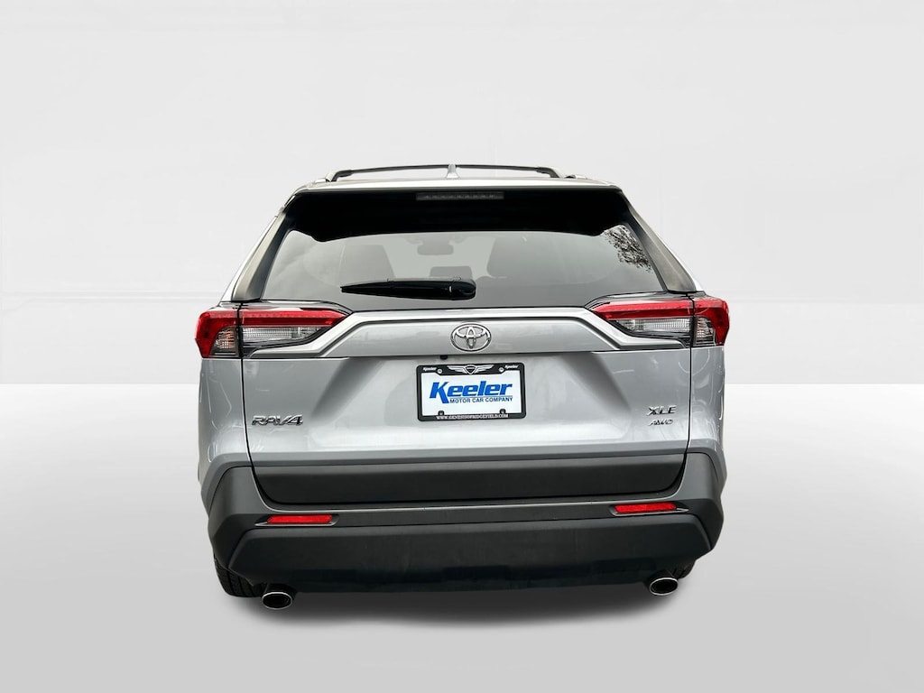 Used 2019 Toyota RAV4 XLE SUV