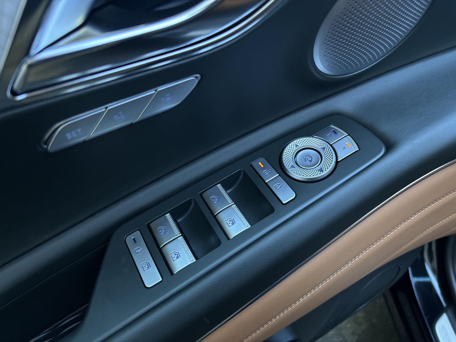 2026 GENESIS GV80 Advanced - Photo 12