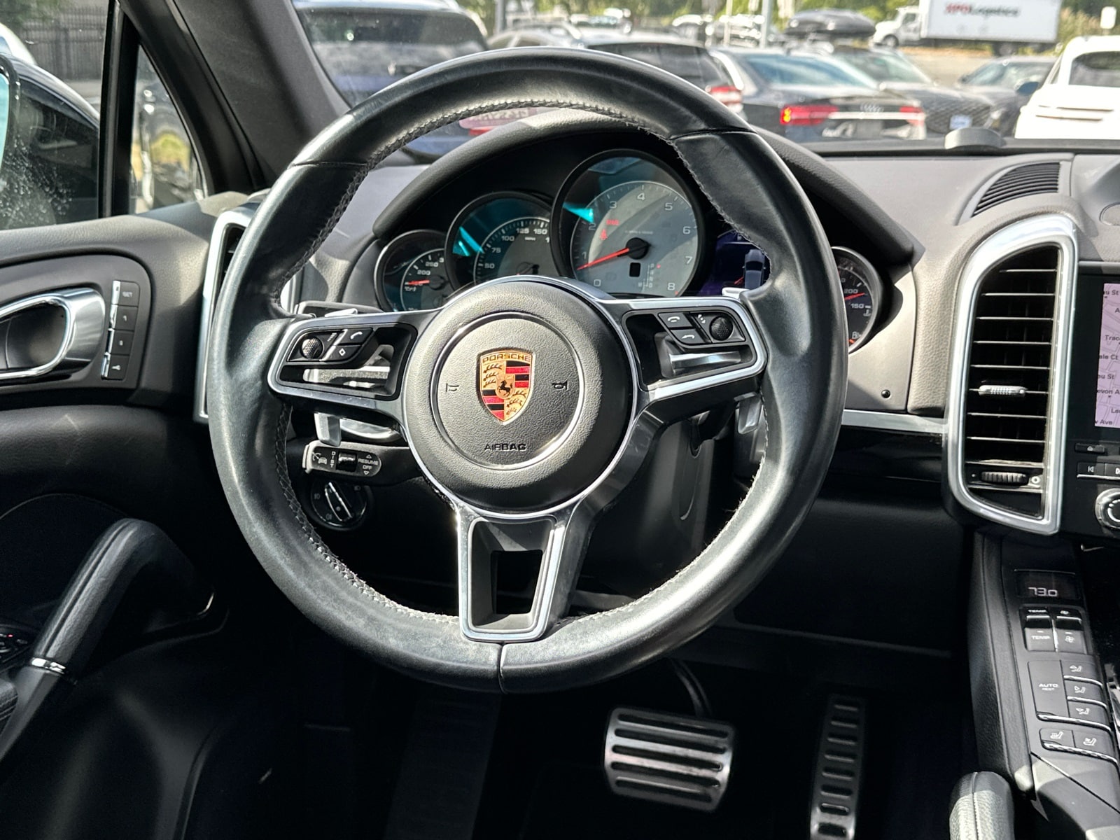 2017 Porsche Cayenne S 26