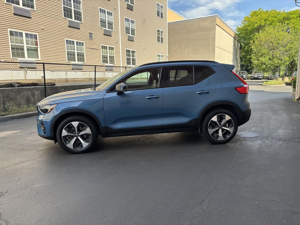 Used 2023 Volvo XC40 Plus Dark Theme SUV