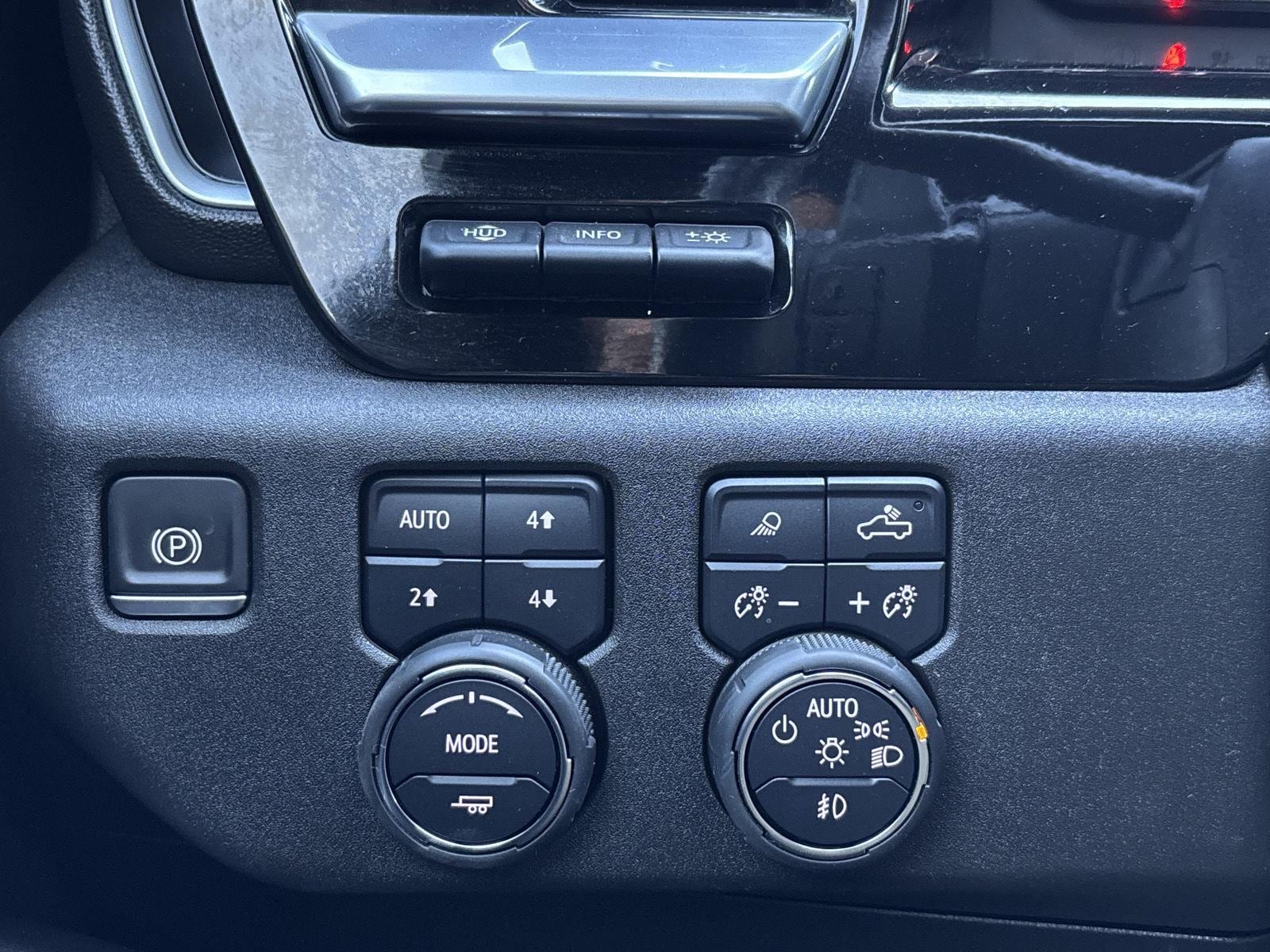 2022 Chevrolet Silverado 1500 High Country - Photo 16