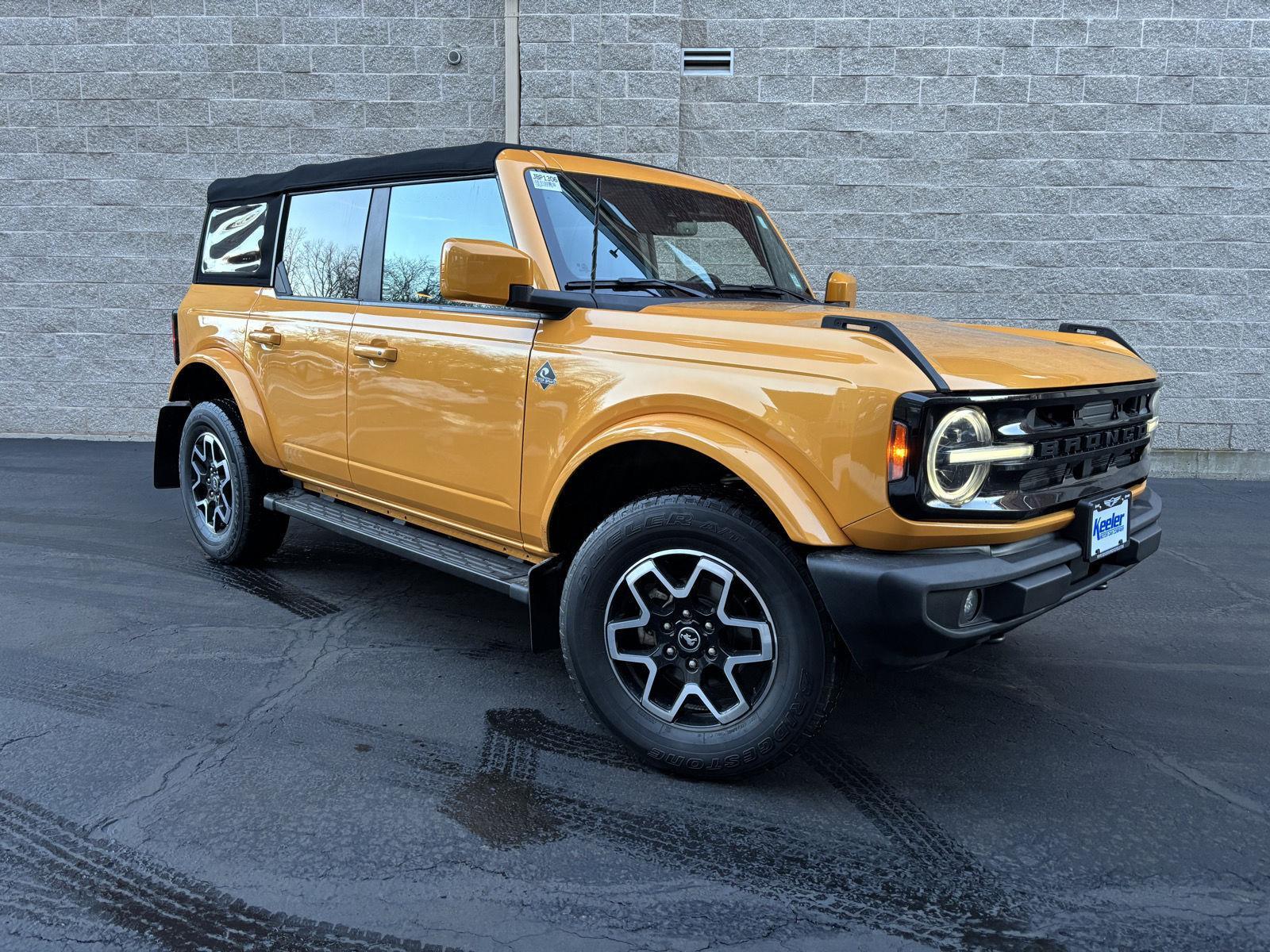 2022 Ford Bronco Outer Banks's photo