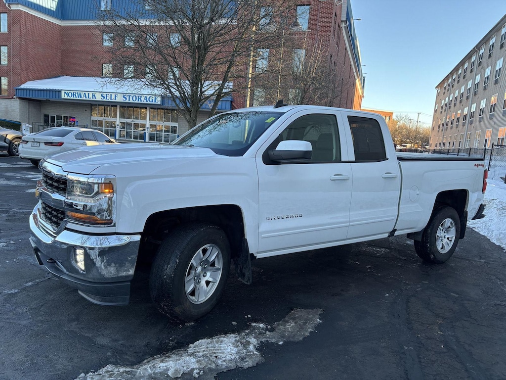 Used 2018 Chevrolet Silverado 1500 LT Truck