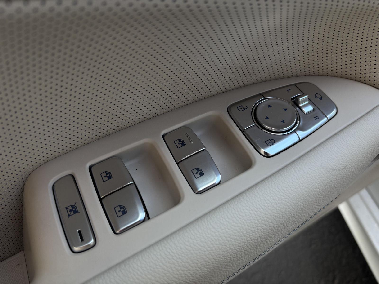 2026 GENESIS G70 Prestige - Photo 12