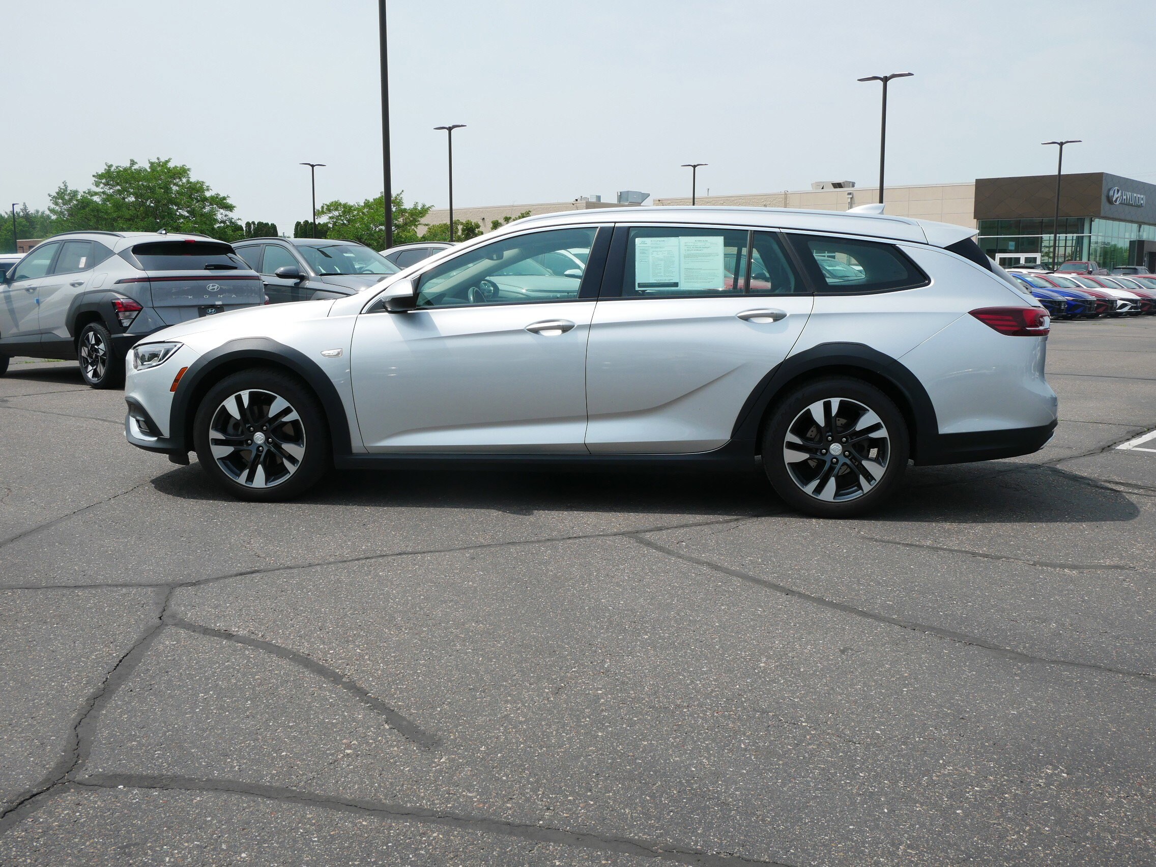 Used 2019 Buick Regal TourX Essence with VIN W04GV8SX5K1013813 for sale in Waite Park, Minnesota