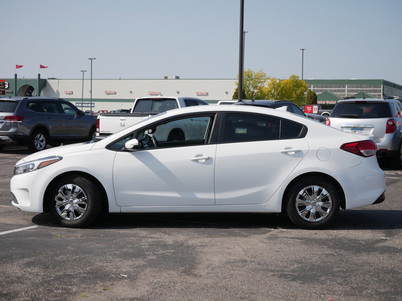 Used 2017 Kia Forte LX with VIN 3KPFK4A75HE155962 for sale in Waite Park, Minnesota