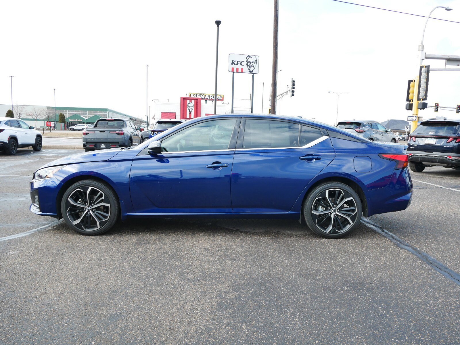 Used 2024 Nissan Altima SR with VIN 1N4BL4CWXRN373768 for sale in Waite Park, Minnesota