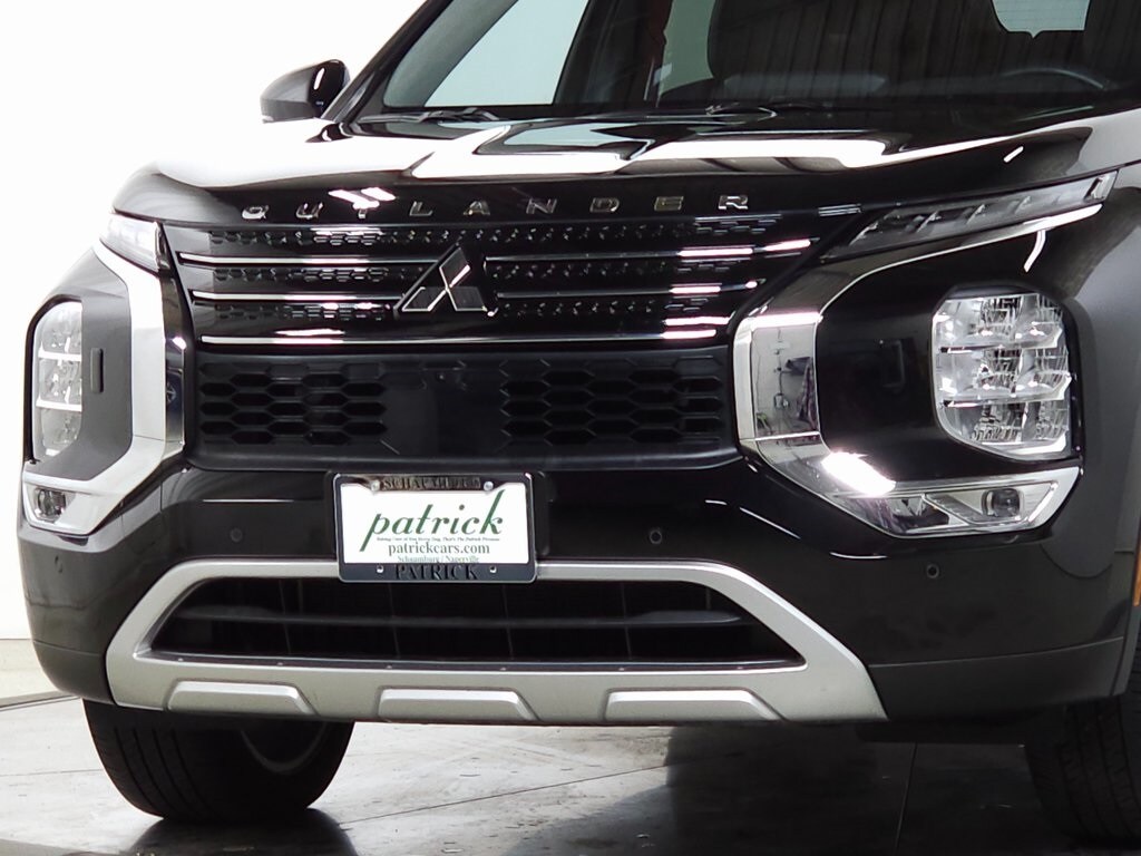 Used 2024 Mitsubishi Outlander PHEV SE SUV