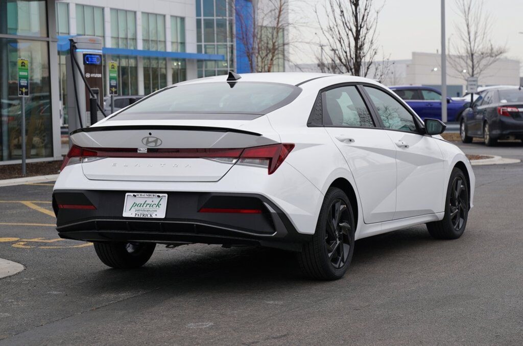 New 2026 Hyundai Elantra SEL Sport Sedan