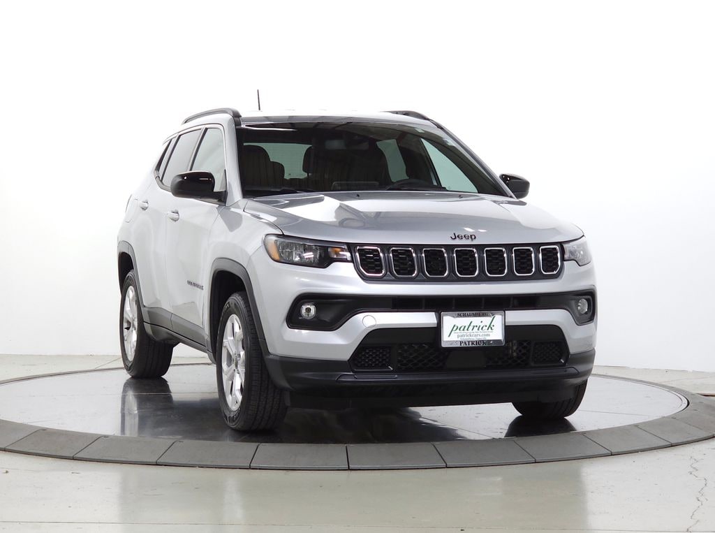Used 2025 Jeep Compass Latitude SUV