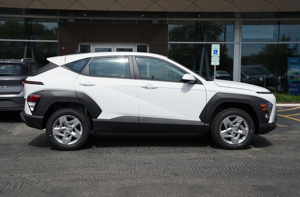 New 2027 Hyundai Kona SE SUV