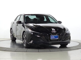 2023 Hyundai Elantra Limited Sedan