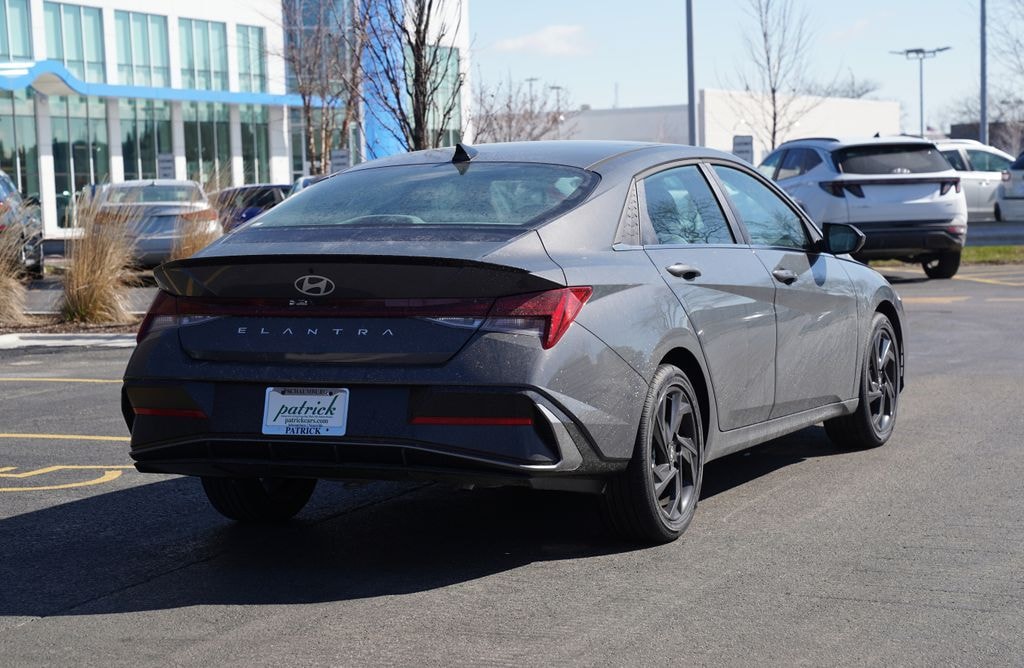 New 2026 Hyundai Elantra SEL Sport Premium Sedan