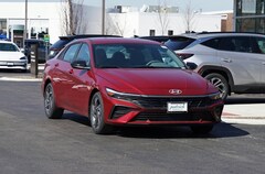 2025 Hyundai Elantra SEL Sport Sedan