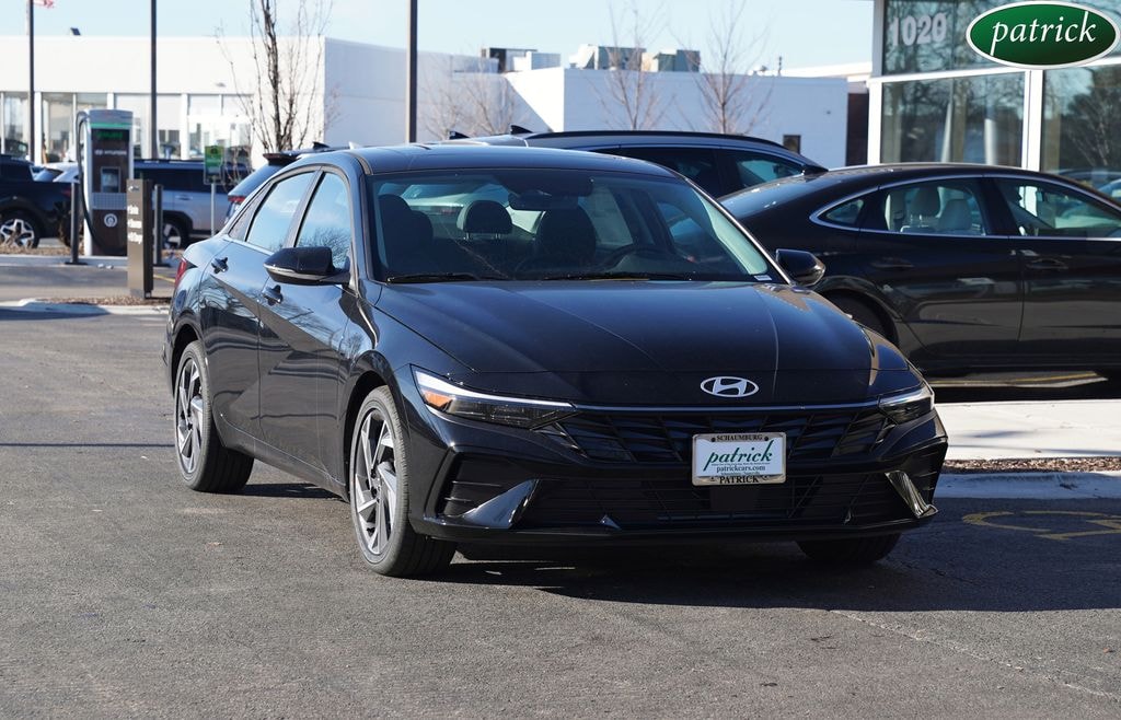 New 2026 Hyundai Elantra Limited Sedan