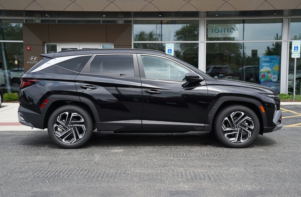 New 2026 Hyundai Tucson SEL Plus SUV